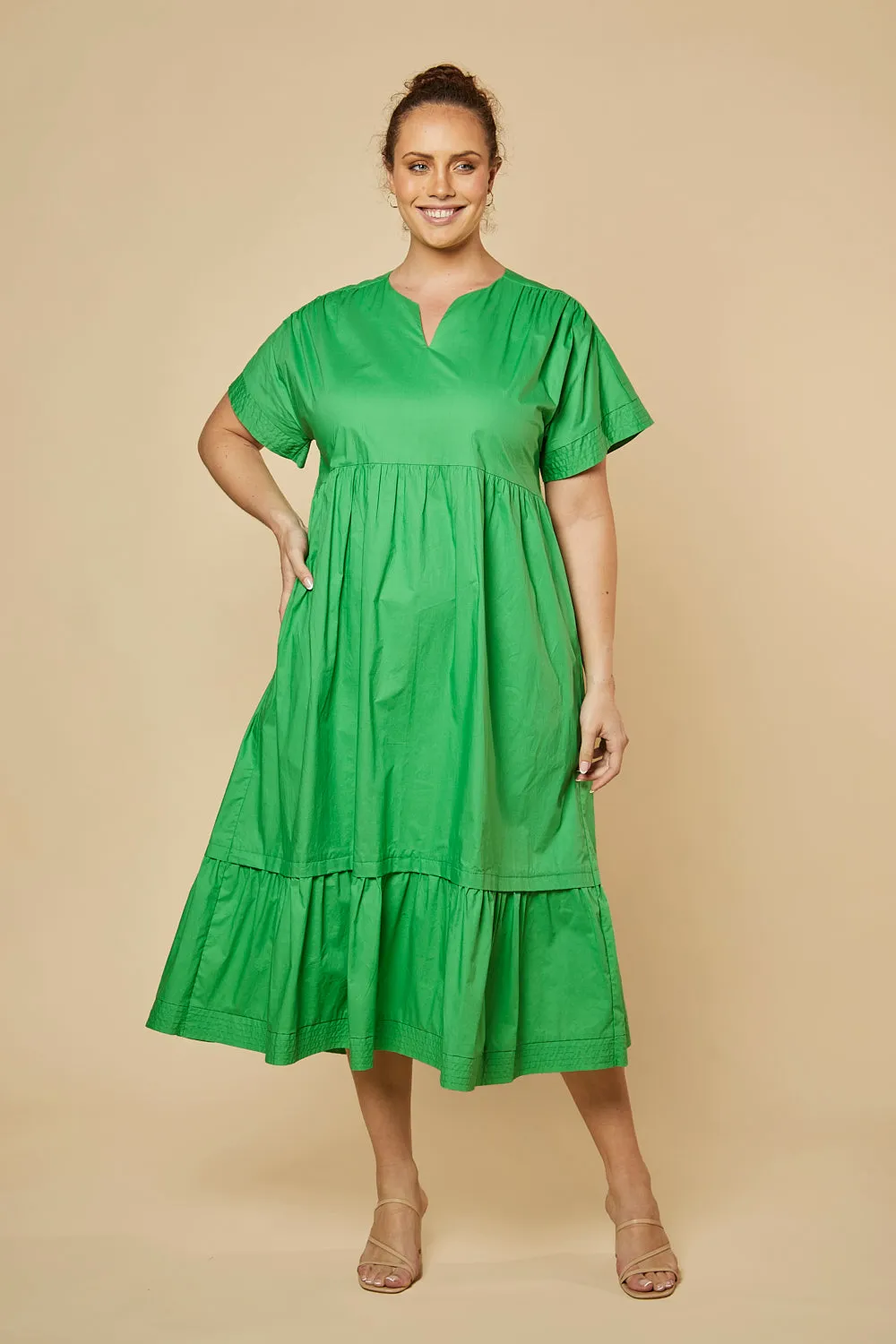 Ainsley Shift Dress in Green Poplin